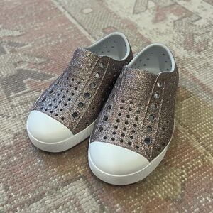 NWOT Native Jefferson Bling Child